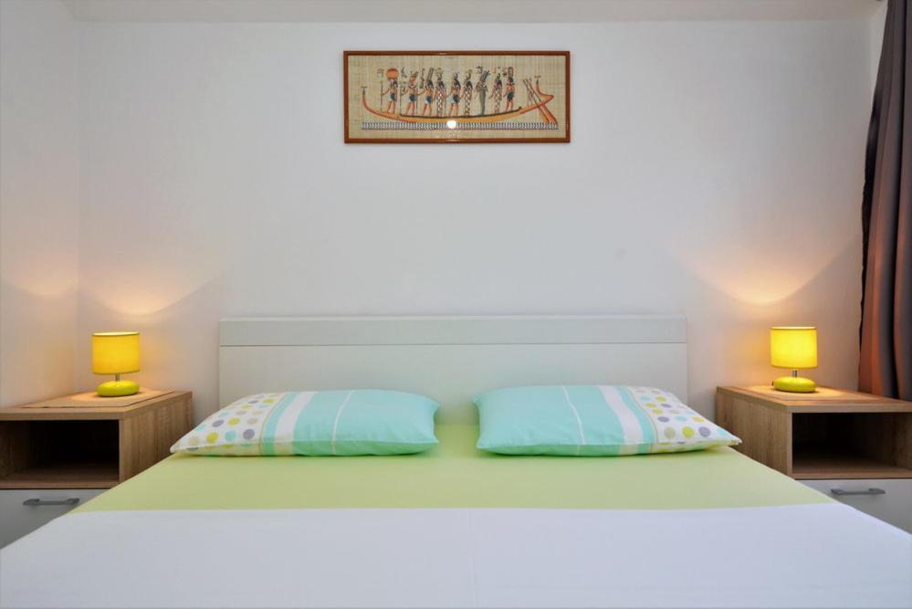 Apartments Viola Betina  Zimmer foto